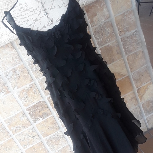 Kay Unger Dresses & Skirts - NWT KAY UNGER 100% silk black tiered dress size 12